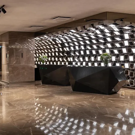 Epic Sana Marquês Hotel