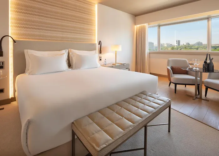 Hotel Epic Sana Marquês 5*