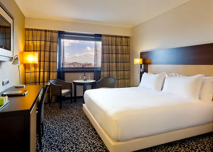 Hotel Epic Sana Marquês 5*